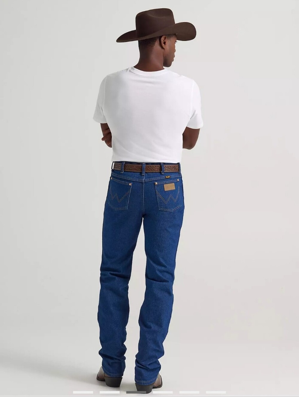 Wrangler® Cowboy Cut® Slim Fit Jeans 34x32 - Picture 3 of 9